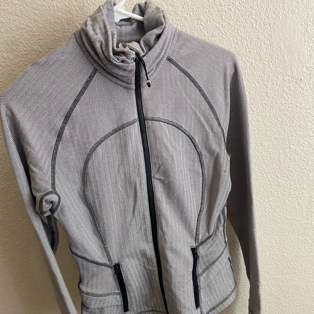 lulu lemon jacket
